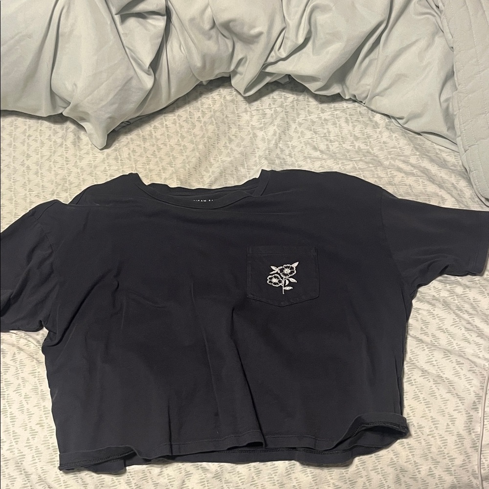 American Eagle Outfitters Black Crop Top